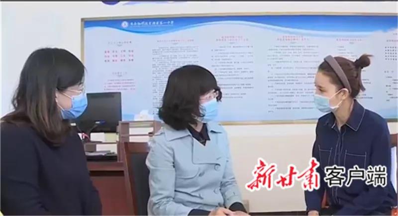 贺颖春委员：带着群众期盼认真履行职责